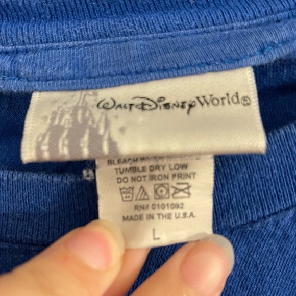 Walt Disney “France” T-Shirt - Picture 5 of 8